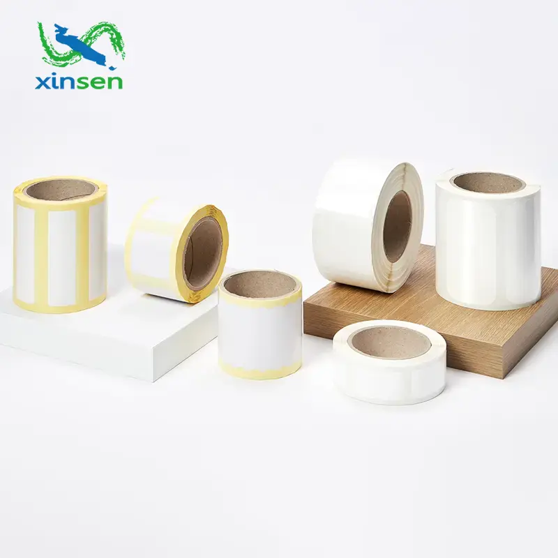 Étiquette en papier vierge