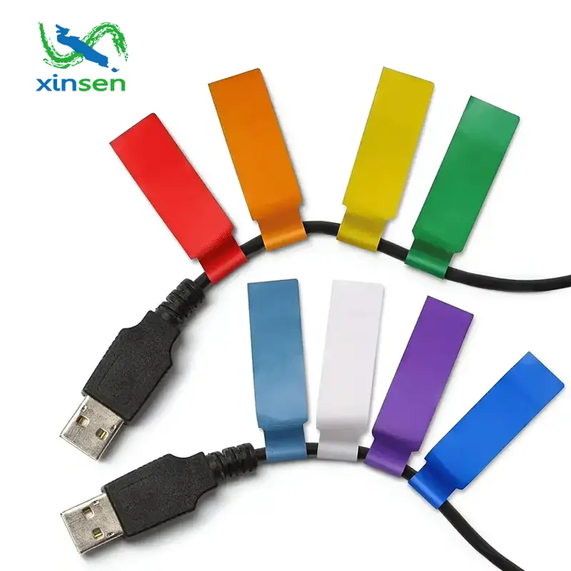 Étiquettes de câbles de données