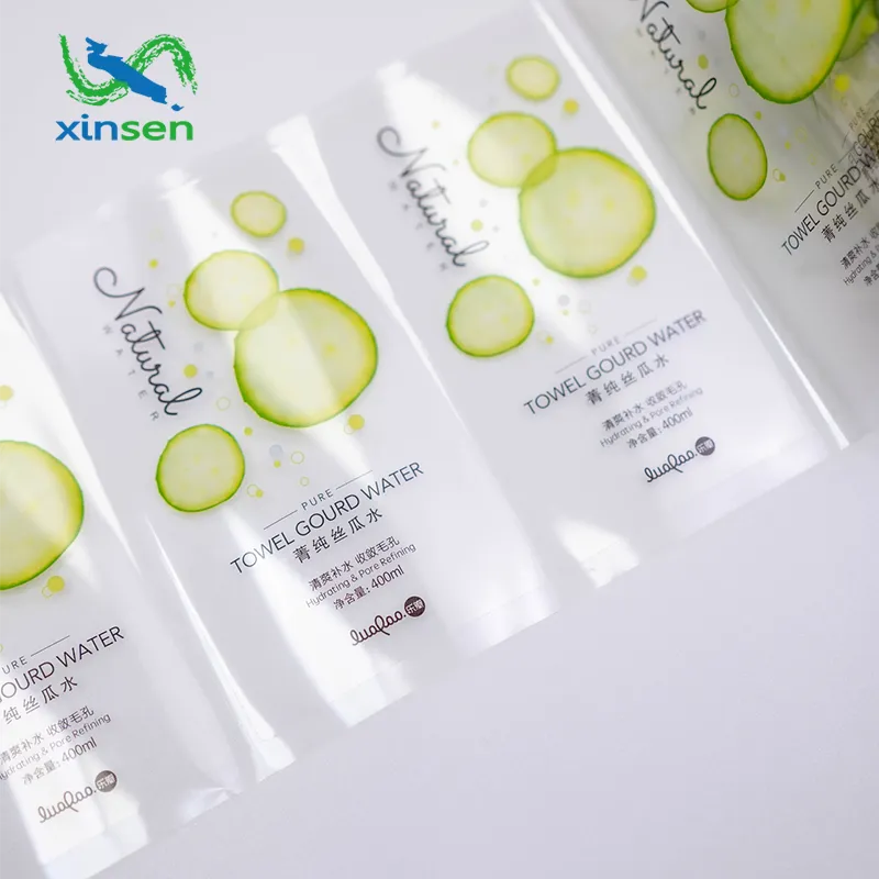 Étiquette étanche pour bouteille de shampoing