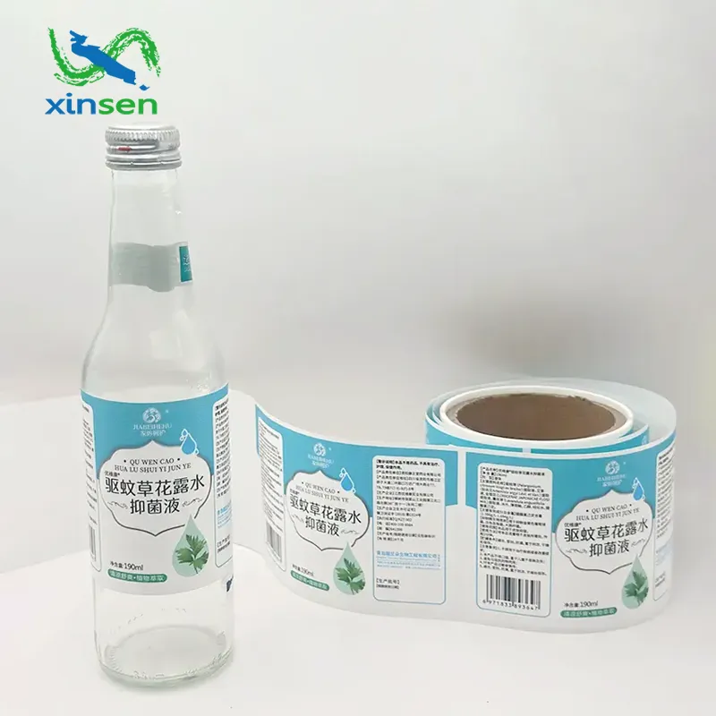 Étiquette imperméable pour produits de soins de la peau